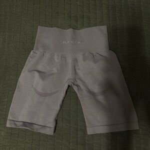 nvgtn lilac contour shorts